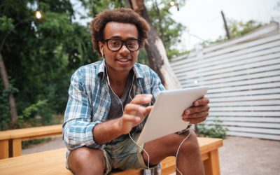 Kill Boredom And Get Smarter – Get An E-Book Reader.